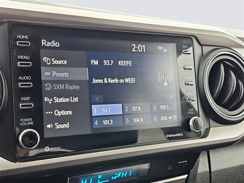 Used 2022 Toyota Tacoma SR5 image 23