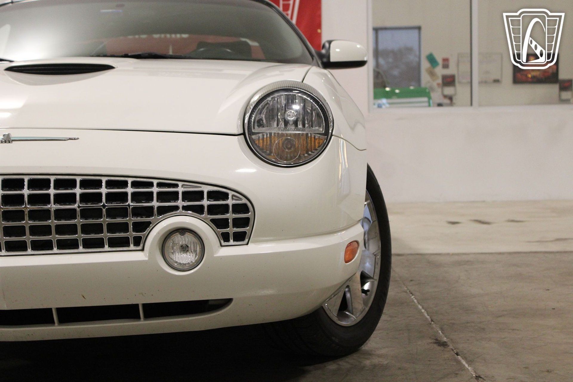 Used 2002 Ford Thunderbird RWD image 26