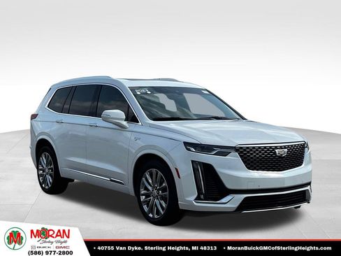 Certified 2023 Cadillac XT6 Premium Luxury FWD image 6