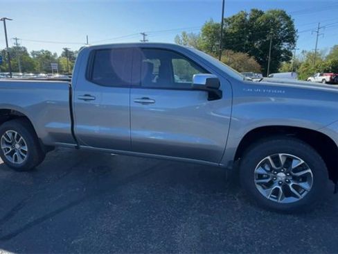 New 2026 Chevrolet Silverado 1500 LT image 3