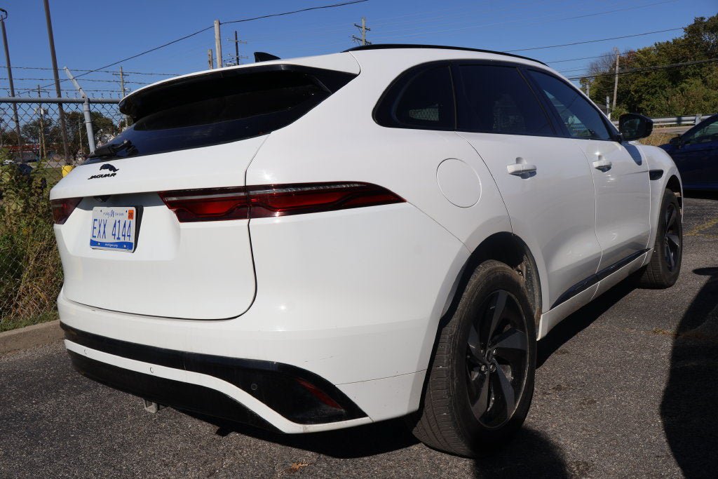 Used 2025 Jaguar F-PACE R-Dynamic S AWD/4WD image 3