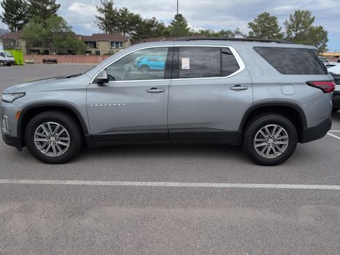 Used 2023 Chevrolet Traverse LT w/ LPO, Cargo Package AWD/4WD image 2