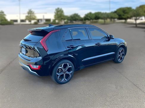 Certified 2023 Kia Niro EX Touring image 7