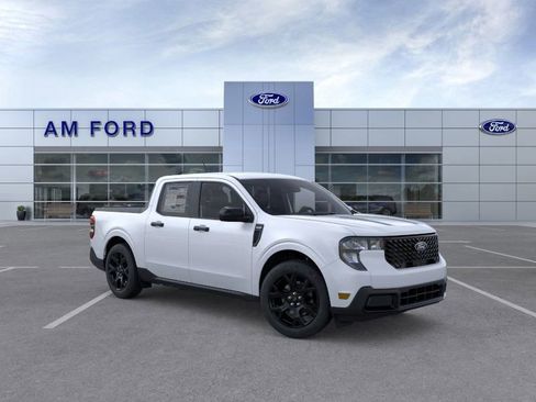 New 2025 Ford Maverick XLT w/ Black Appearance Package AWD/4WD image 7