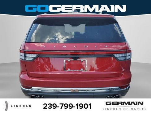 New 2025 Lincoln Aviator Premiere image 9