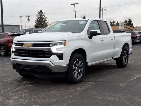 Certified 2024 Chevrolet Silverado 1500 LT AWD/4WD image 4