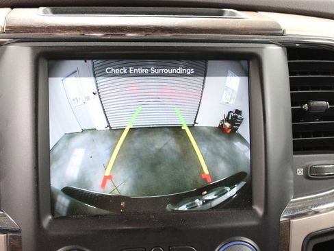 Used 2017 RAM 1500 Laramie Longhorn image 35