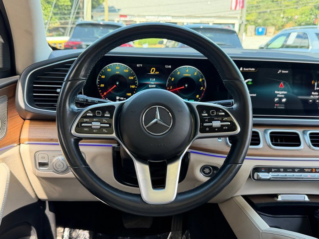 Used 2022 Mercedes-Benz GLE 450 4MATIC w/ AMG Line Exterior image 42