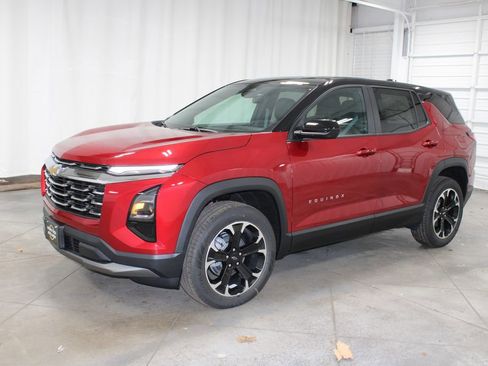 New 2026 Chevrolet Equinox LT w/ Convenience Package II image 4