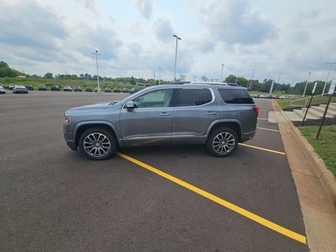 Used 2020 GMC Acadia Denali w/ LPO, Floor Liner Package FWD image 5