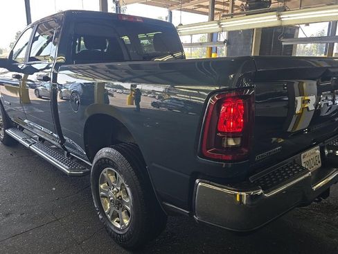 Used 2025 RAM 2500 Big Horn AWD/4WD image 6