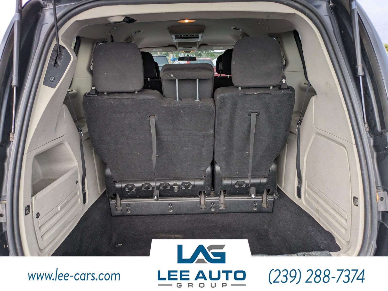 Used 2013 Dodge Grand Caravan SXT w/ Entertainment Group 1 FWD image 10