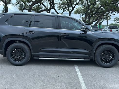 New 2026 Toyota Grand Highlander AWD image 10