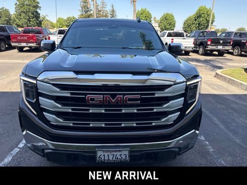 Used 2023 GMC Sierra 1500 SLE AWD/4WD image 2