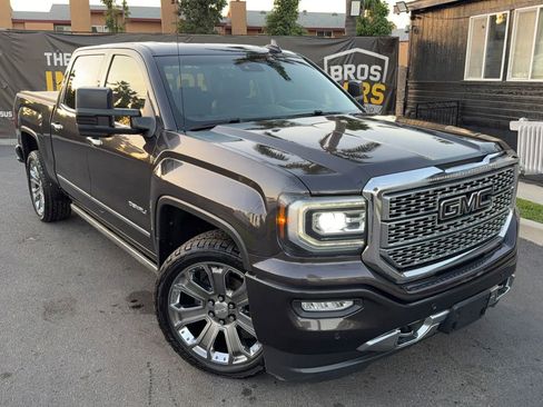 Used 2016 GMC Sierra 1500 Denali w/ Denali Ultimate Package image 2