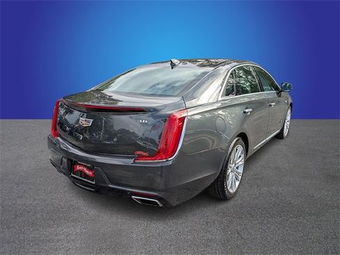 Used 2019 Cadillac XTS Luxury image 5