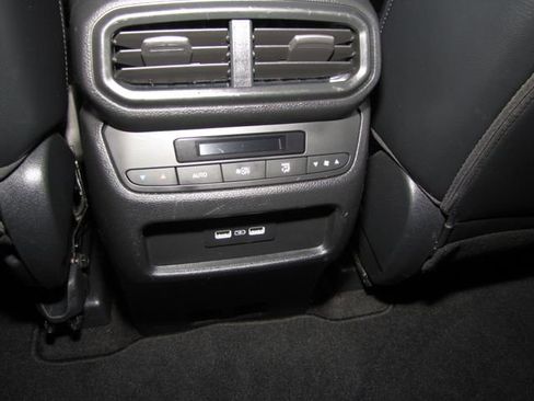 Certified 2023 Honda Pilot EX-L image 15