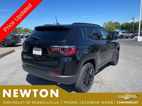 Used 2022 Jeep Compass Latitude AWD/4WD image 40