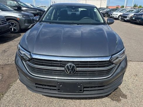 Used 2023 Volkswagen Jetta SE FWD image 8