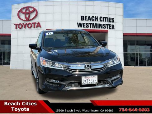 Used 2017 Honda Accord Sport image 3