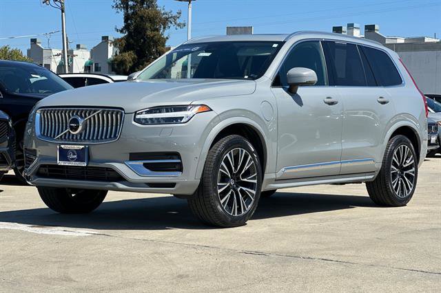 Certified 2025 Volvo XC90 T8 Plus w/ Protection Package Premier AWD/4WD image 7