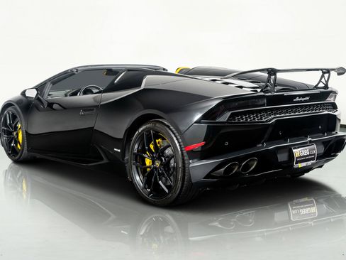 Used 2016 Lamborghini Huracan LP 610-4 image 15