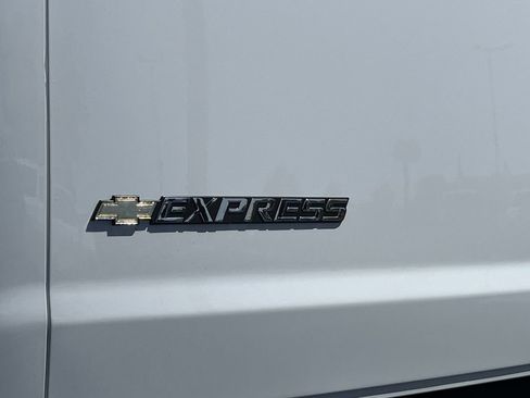 New 2025 Chevrolet Express 2500 w/ Driver Convenience Package image 29