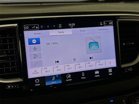 Used 2025 Chrysler Pacifica Select FWD image 7
