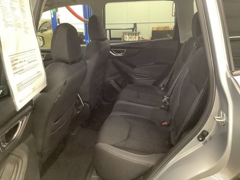 Used 2024 Subaru Forester Premium AWD/4WD image 14