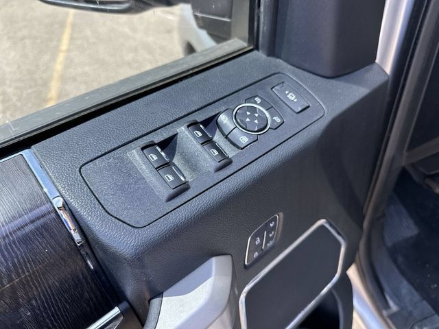 Used 2021 Ford F350 Lariat w/ Chrome Package AWD/4WD image 17