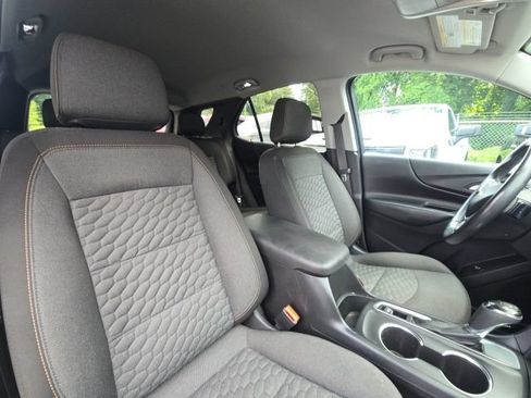 Used 2020 Chevrolet Equinox LT FWD image 19