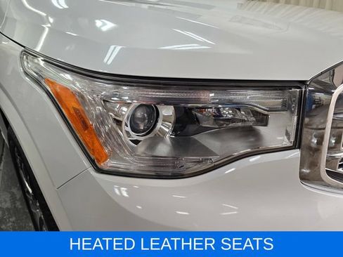 Used 2019 GMC Acadia Denali w/ Technology Package AWD/4WD image 5