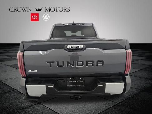 Used 2024 Toyota Tundra Limited AWD/4WD image 5