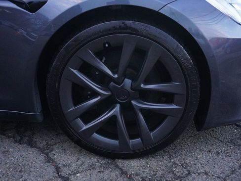 Used 2021 Tesla Model S Plaid image 22