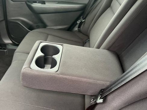 Used 2024 Nissan Rogue S AWD/4WD image 17