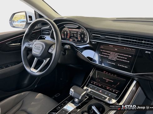 Used 2022 Audi Q8 Premium Plus AWD/4WD image 18