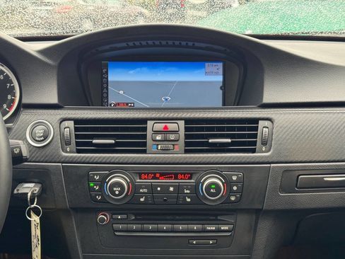 Used 2011 BMW M3 Sedan image 34