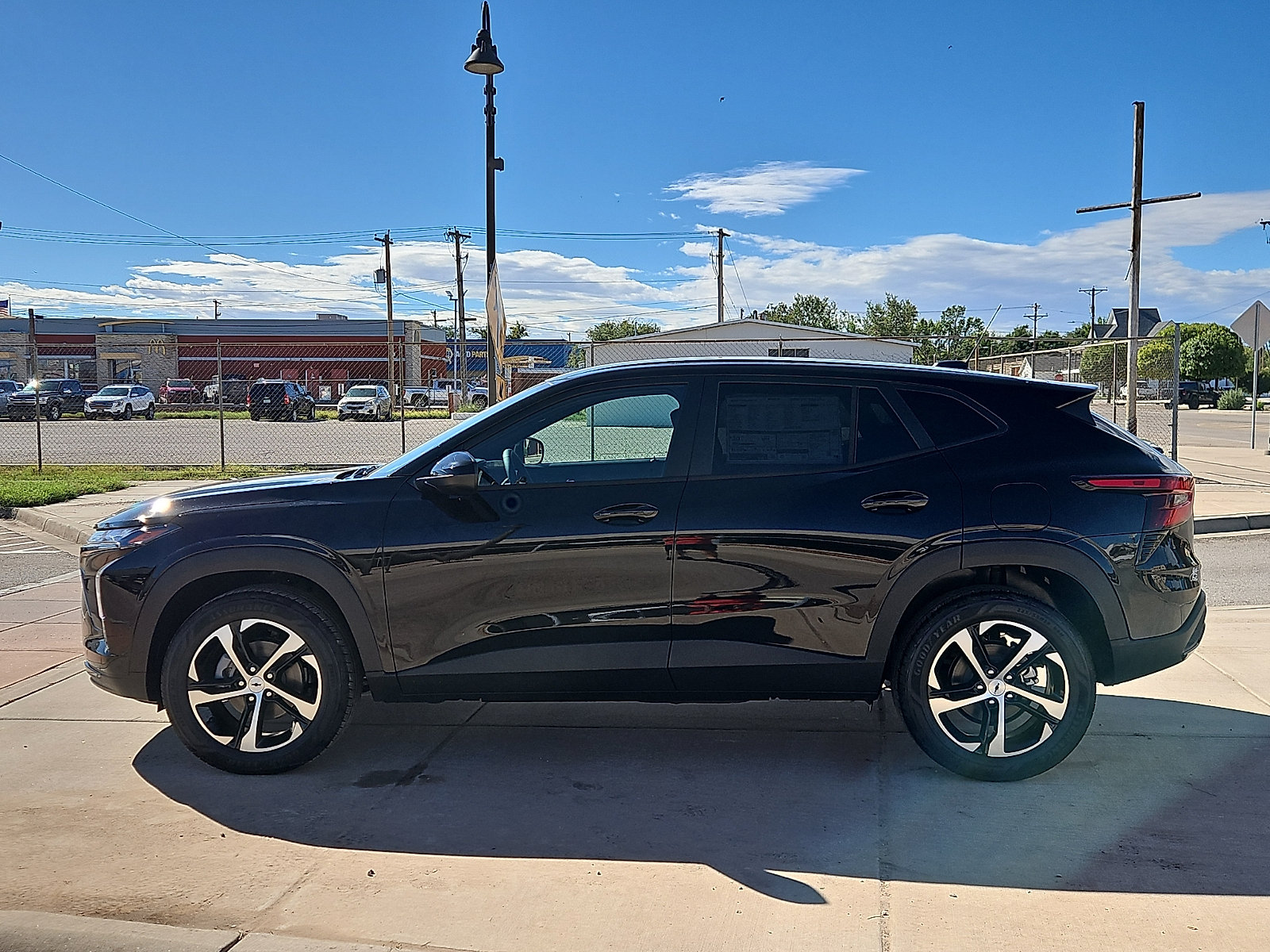 New 2026 Chevrolet Trax RS w/ Driver Confidence Package FWD image 2