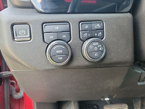 Used 2024 Chevrolet Silverado 3500 LT w/ All Star Edition AWD/4WD image 31