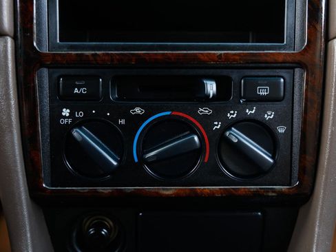 Used 1997 Toyota Camry CE image 26