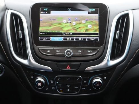Used 2018 Chevrolet Equinox Premier AWD/4WD image 35