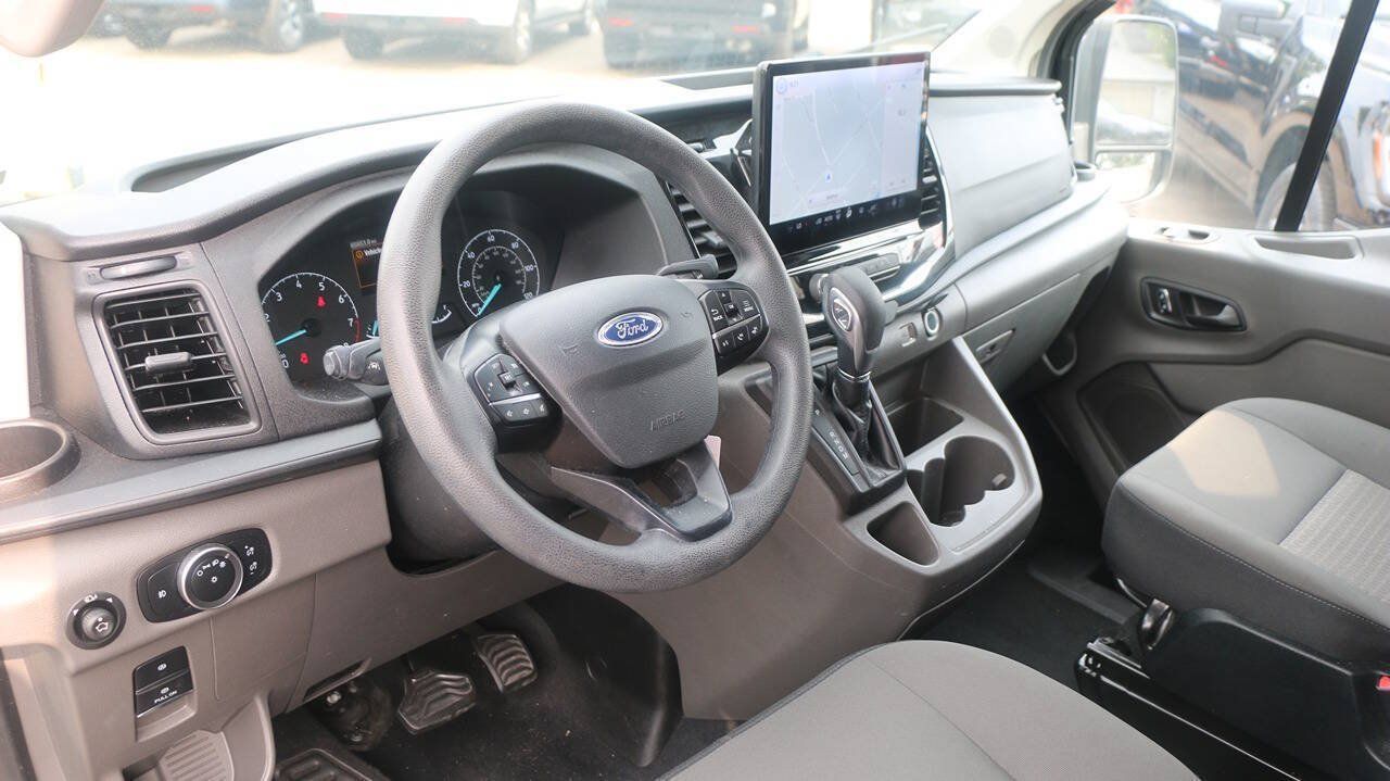 Used 2023 Ford Transit 350 XLT RWD image 32