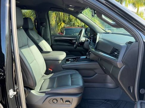 Used 2025 Chevrolet Tahoe RST w/ Comfort Package RWD image 17