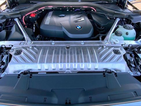 Used 2026 BMW X3 xDrive30 w/ Convenience Package image 16