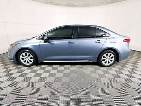 Used 2024 Toyota Corolla LE FWD image 6