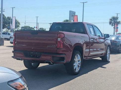 Used 2023 Chevrolet Silverado 1500 High Country w/ High Country Premium Package AWD/4WD image 3