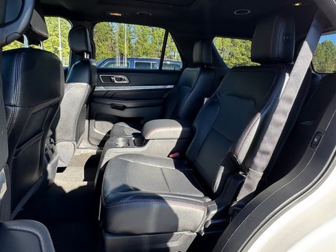 Used 2016 Ford Explorer Sport w/ Equipment Group 401A image 3