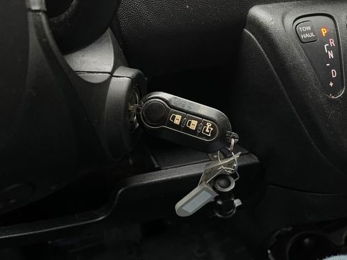 Used 2020 RAM ProMaster 2500 w/ Interior Convenience Group image 15