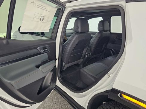 New 2026 GMC Terrain AT4 image 15