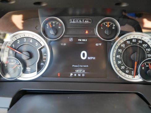 Used 2016 RAM 3500 Laramie AWD/4WD image 21